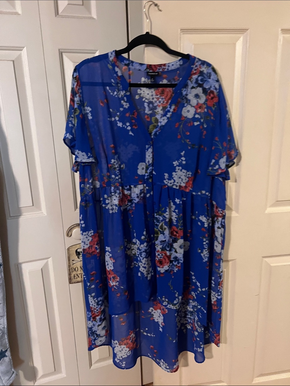 torrid Royal Blue Floral V-Neck Tiered Blouse